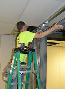 Commercial Contractor Image